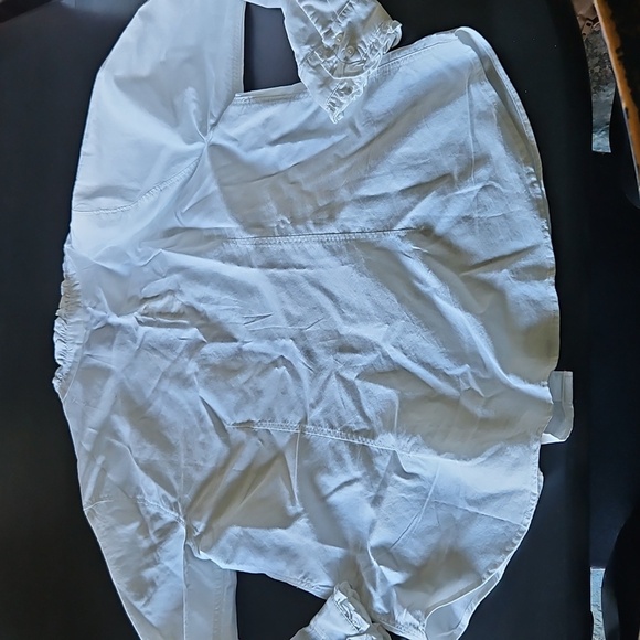 Classic White Blouse Size L - Picture 5 of 5